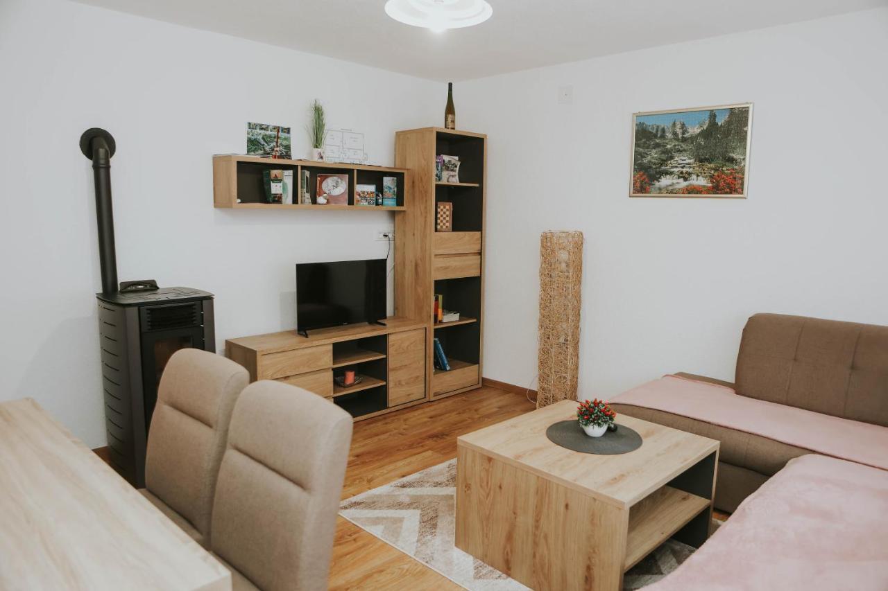 Gospić I&T Apartman מראה חיצוני תמונה
