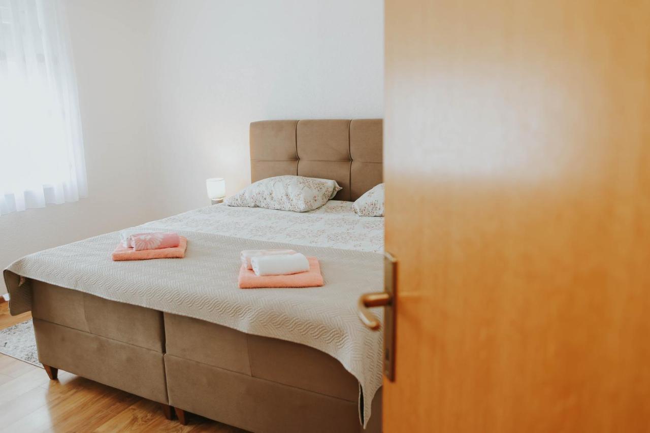 Gospić I&T Apartman מראה חיצוני תמונה