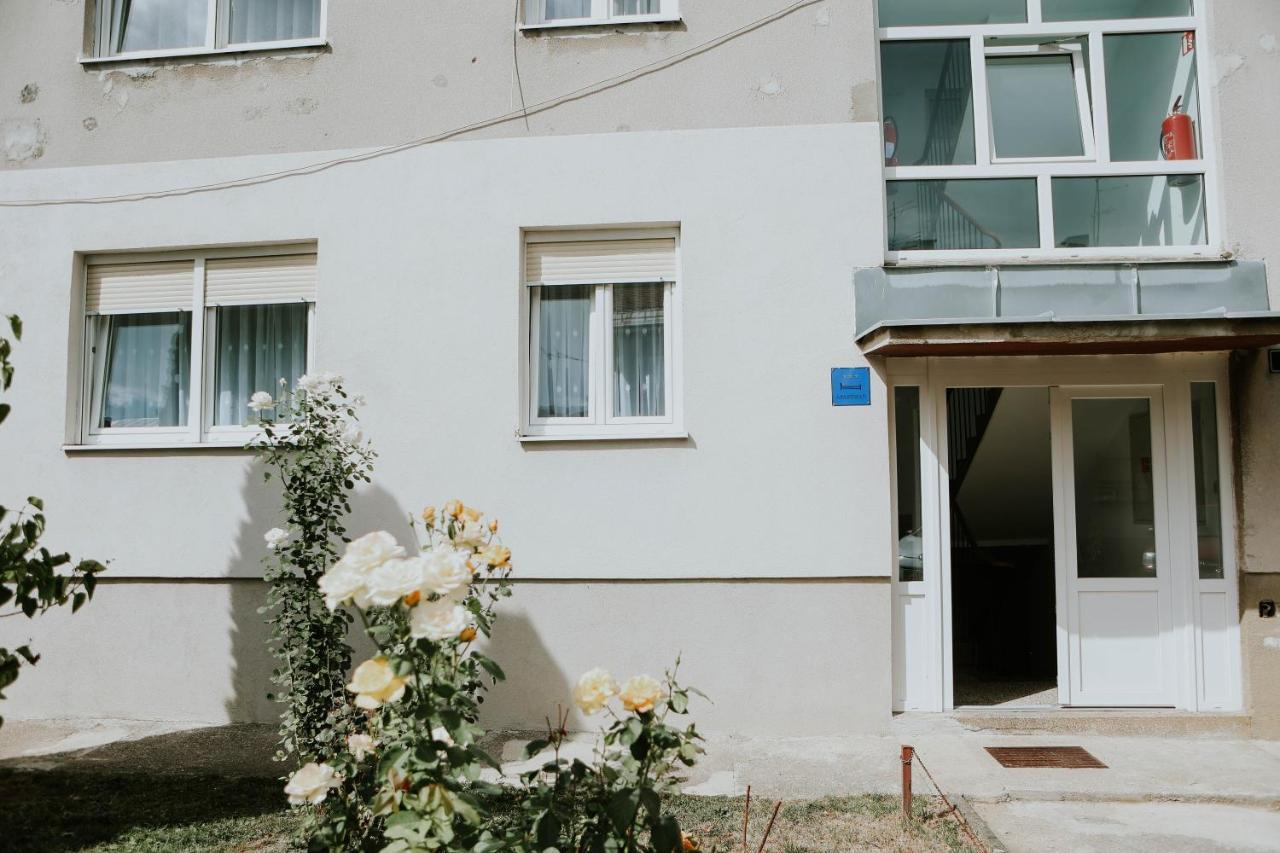 Gospić I&T Apartman מראה חיצוני תמונה