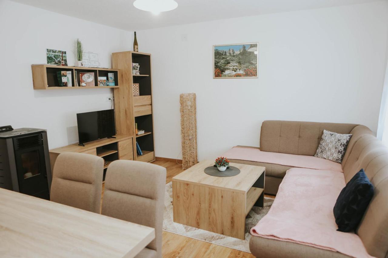 Gospić I&T Apartman מראה חיצוני תמונה