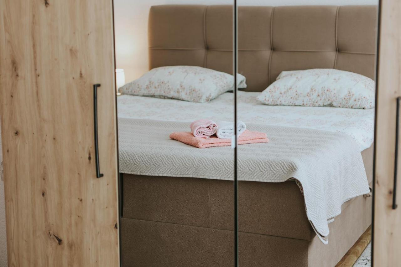 Gospić I&T Apartman מראה חיצוני תמונה
